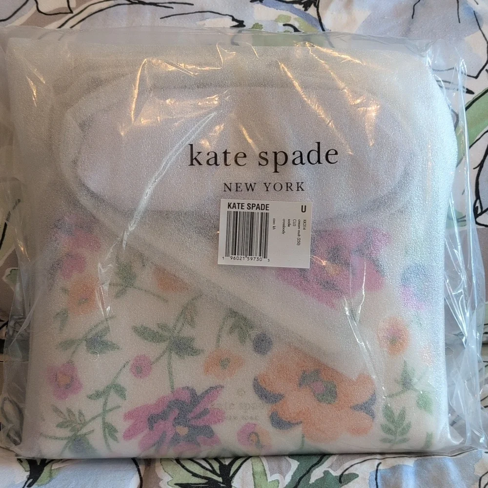 🎉Host Pick🎉🪻KATE SPADE SADIE Printed Small Crossbody 🪻 - Picture 6 of 9